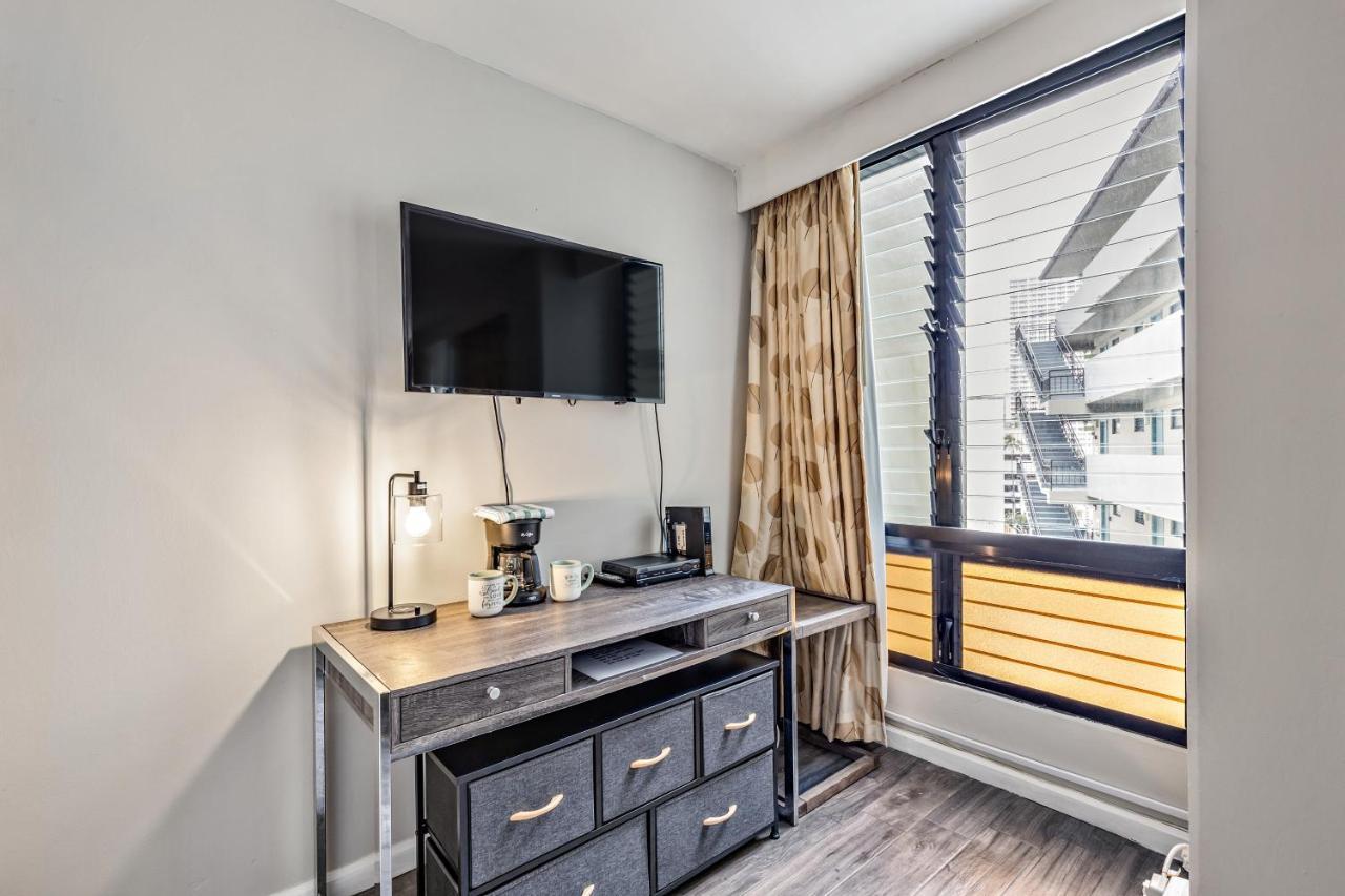 Inviting Waikiki Grand Hotel Room One Block To Beach! Honolulu Exterior photo